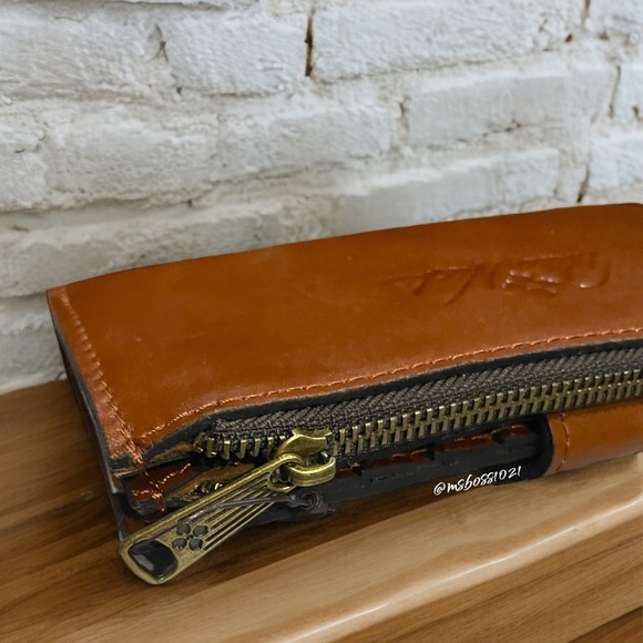 Patricia Nash Poppy Shoulder Bag in Watercolor Butterfly + Nazari in Tan NWT - Picture 9 of 9